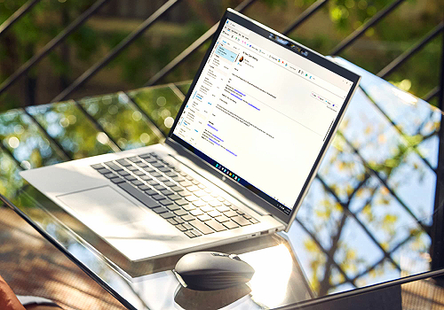 Design Awards Winner - HP Inc. - HP 710 Travel Mouse