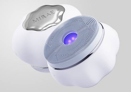 Design Awards Winner - SHINY BRANDS GROUP CO., LTD. - CLOUD SMART SONIC FACIAL CLEANSING DEVICE