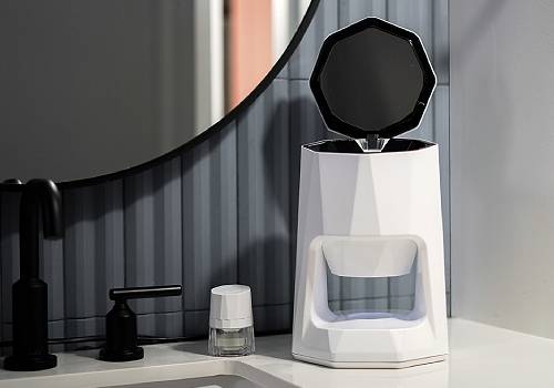 Design Awards Winner - Unbox Product Design - UHUE - Custom Cosmetic Creator