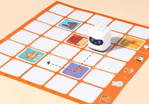 Design Awards Winner - Shanghai Liyue Technology Co., Ltd. - CODING BEAR Education Professional Edition