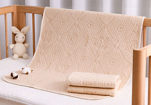 Design Awards Winner - Qingdao EINGMEDY Business Management Co., Ltd. - Organic Cotton Diaper Changing Pad