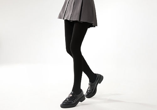 Design Awards Winner - Hangzhou Hongchen Brand Management Co., Ltd. - Vertical Stripe Leggings/Tights