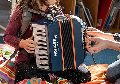 Design Awards Winner - HOHNER Musikinstrumente GmbH - HOHNER XS