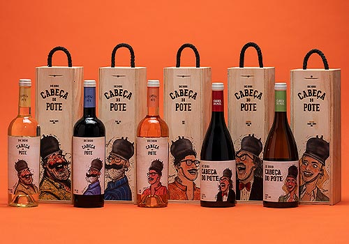 Design Awards Winner - M&A CREATIVE AGENCY - Tradition on the Head, Joy in the Glass