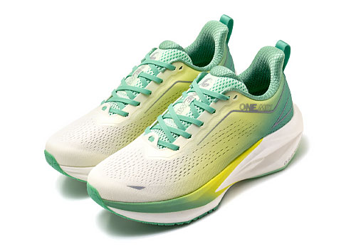 Design Awards Winner - Youth Home (Fujian) Sporting Goods Co., Ltd. - Flexible Cushion Running Shoes