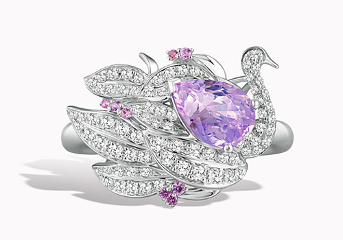 Design Awards Winner - Aris Xiong (Yi Xiong), Vera Zhang (Yanqi Zhang) - Violet Grace