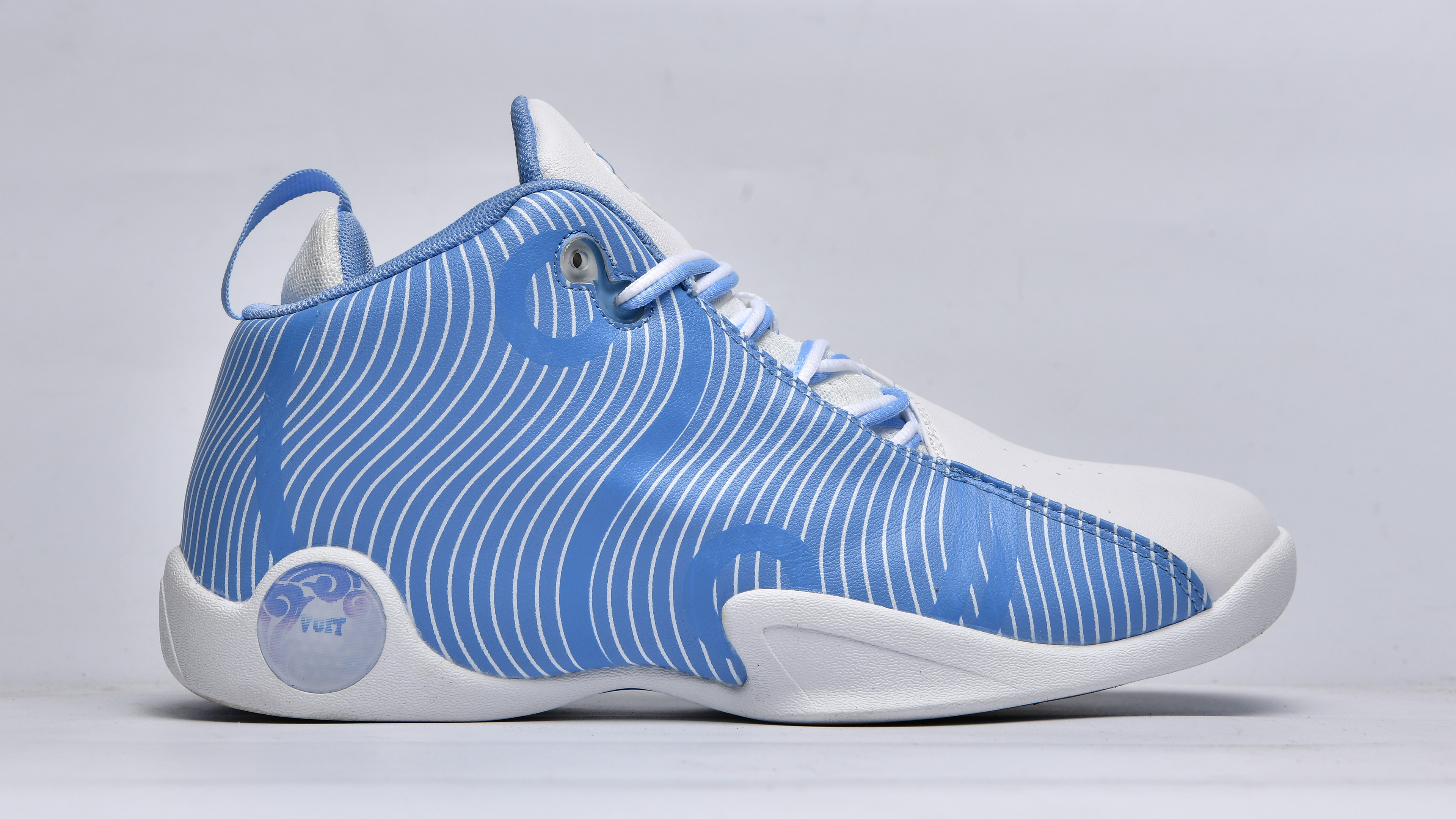 Design Awards Winner - VOIT - TAICHI-WUJI BASKETBALL SHOES
