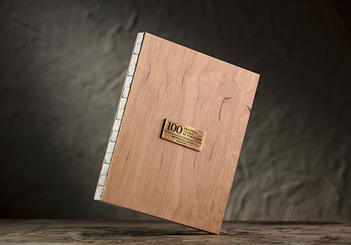 Design Awards Winner - M&A Creative Agency - 100 GREAT PORTUGUESE WINES